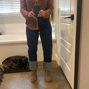 Wrangler Dark Wash Denim. Size 9x 32 Straight leg cowboy cut